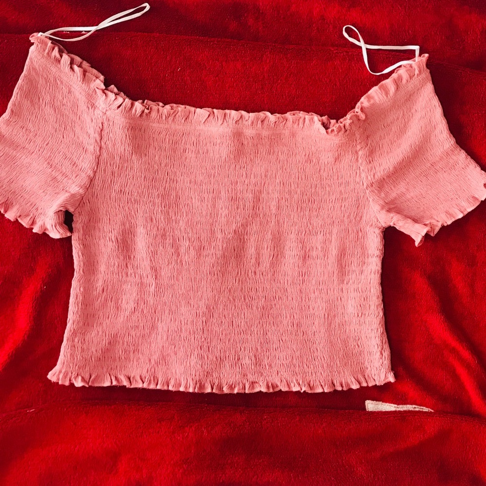 VeroModa off shoulder smocked top - Picture 3 of 4